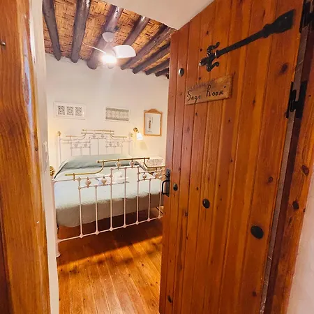 Byzantino House *