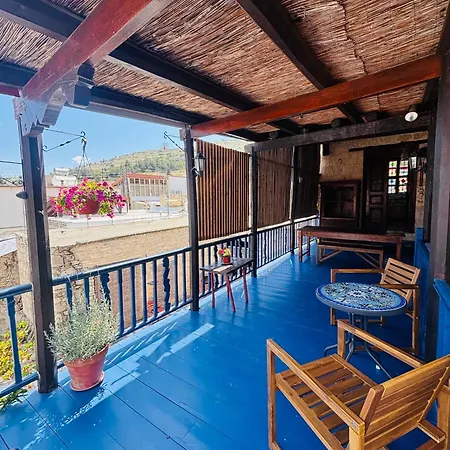 בית נופש Byzantino House אומודוס
