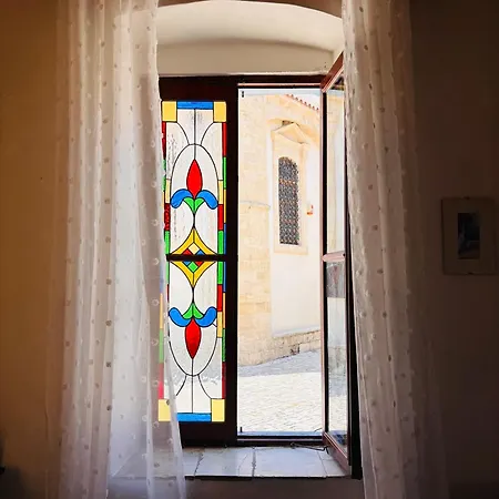 Byzantino House בית נופש אומודוס