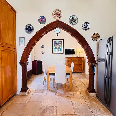 בית נופש Byzantino House אומודוס