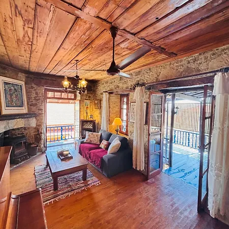 Byzantino House *