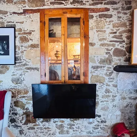 Byzantino House * אומודוס